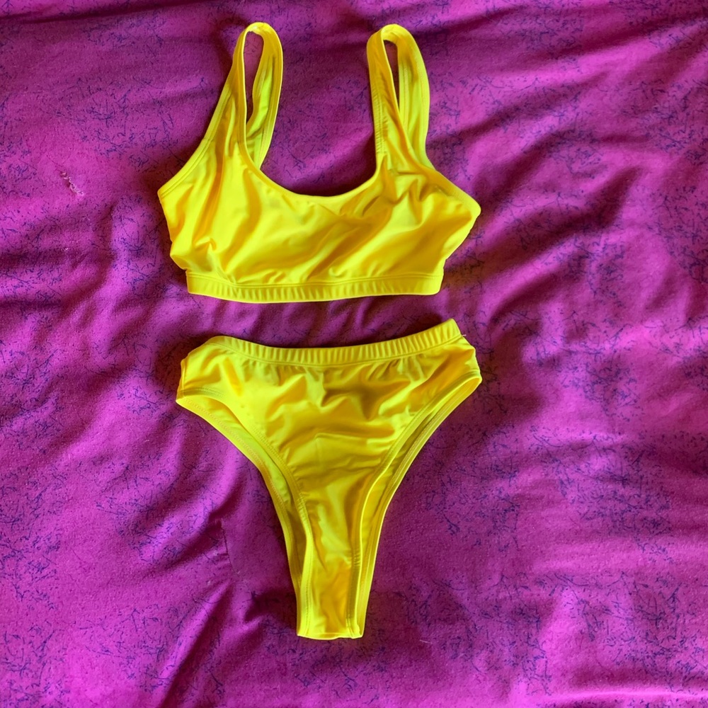 Super high cut yellow bikini